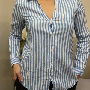 Divided long sleeve top